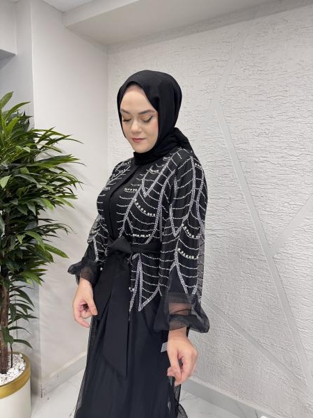 ETRUCCI 6229 BOYDAN TAŞ BASKI DETAYLI ETEĞİ FIRFIRLI ABAYA SİYAH