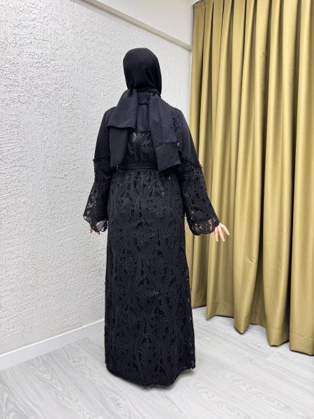 ETRUCCI 6246 ÖN YAKA EL İŞLEME DETAYLI İÇLİKLİ DANTEL ABAYA SİYAH