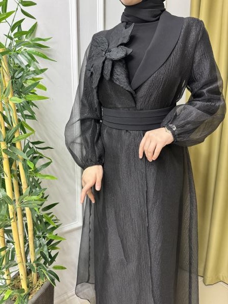 ORHAN 1999 SİMLİ ÇİÇEK DETAYLI İÇLİKLİ ABAYA SİYAH