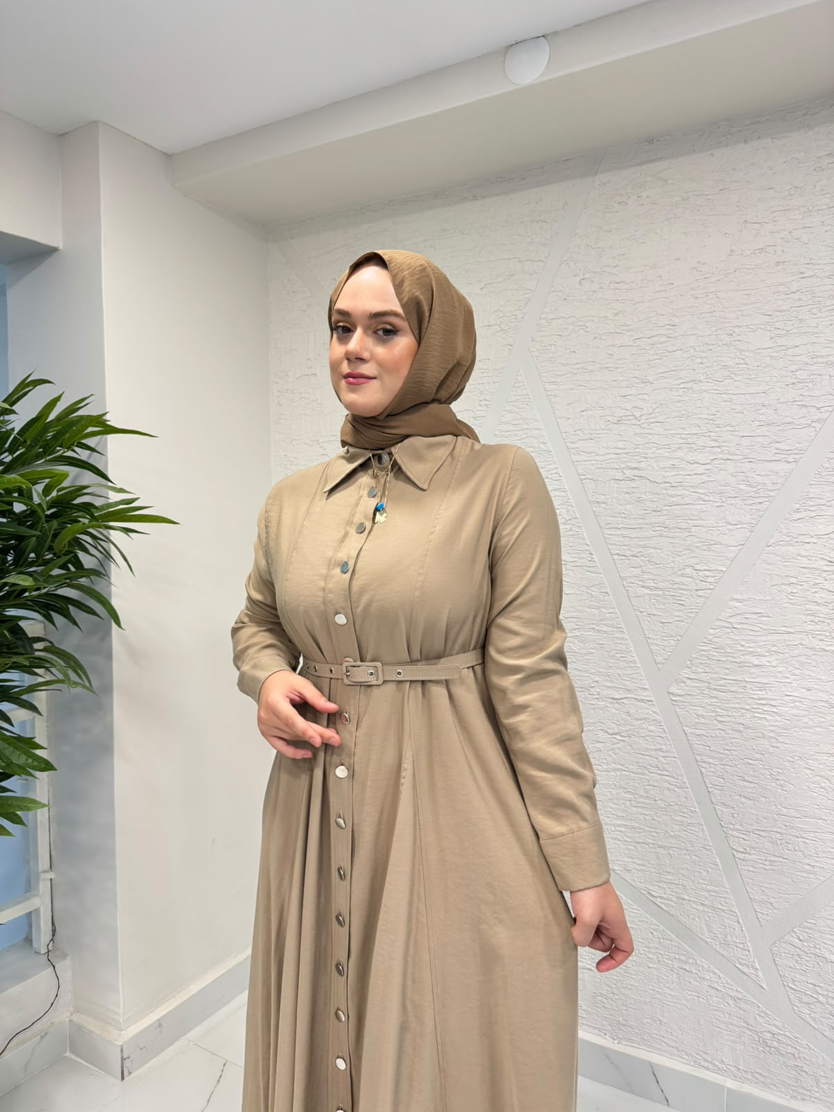 MİHRAN 3089 KEMER VE DÜĞMELİ ELBİSE VİZON