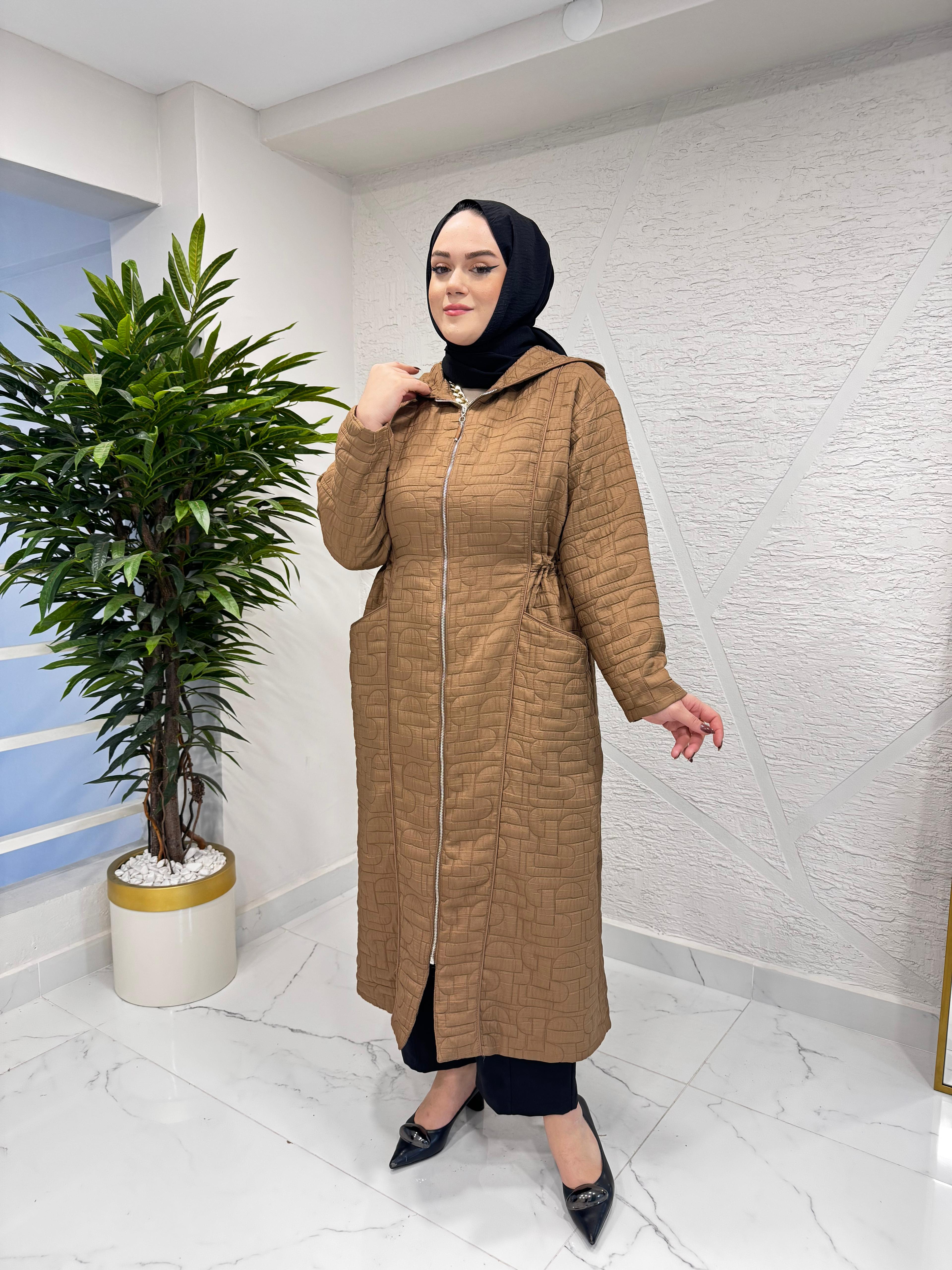 CEREMONY 6838 KAPÜŞONU FERMUAR DETAYLI BAKLAVA KAPİTÖNE KAP CAMEL