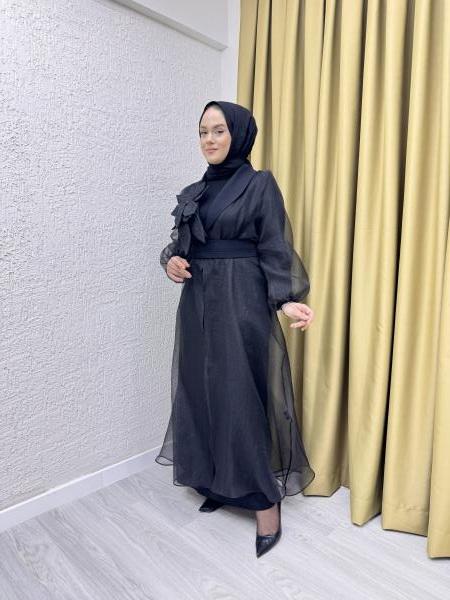 ORHAN 1999 SİMLİ ÇİÇEK DETAYLI İÇLİKLİ ABAYA SİYAH